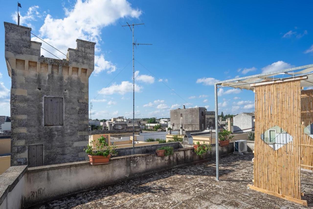 Апартаменты La Torre Antica Dimora Giuggianello Экстерьер фото